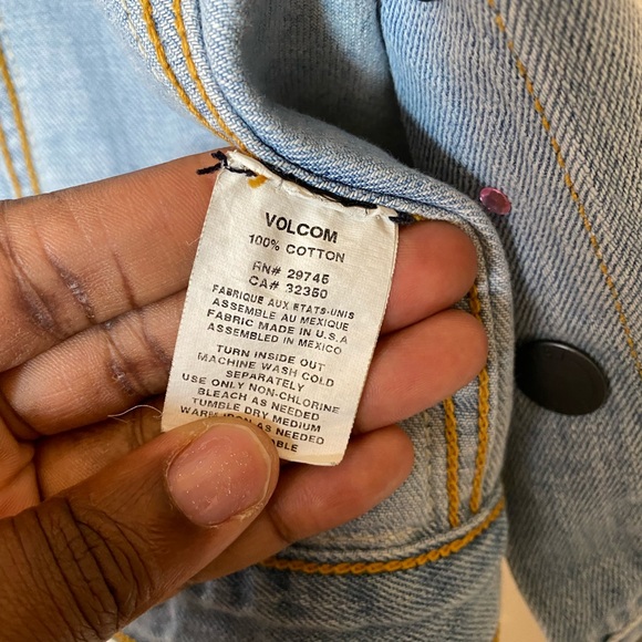 Volcom size medium denim patchwork  vest. - Picture 5 of 8